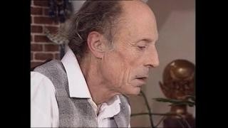 Фильм как зрелые женщины трахаются с молоденькими парнямитрахаются с молодыми